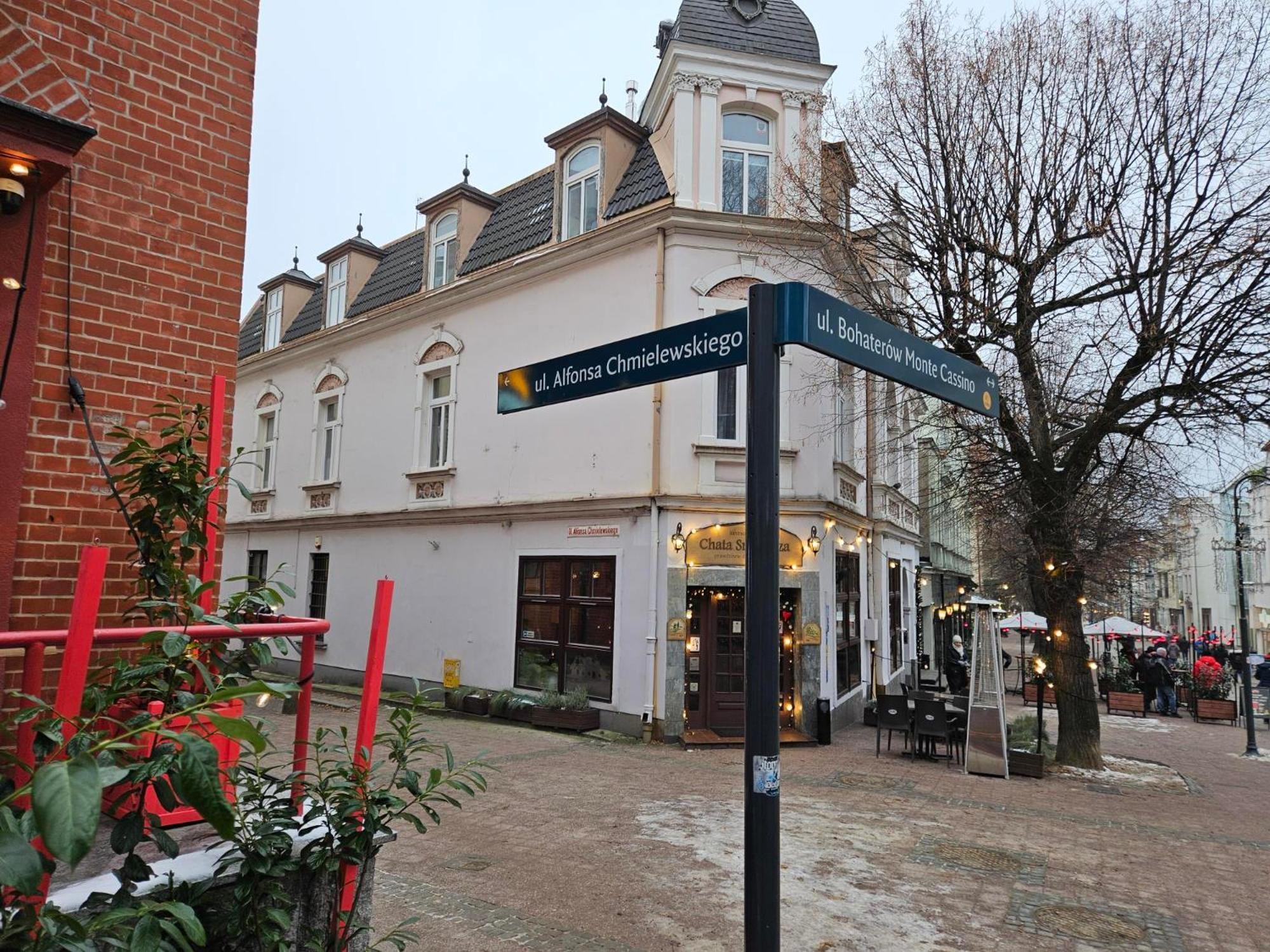 Main Street Apartments ソポト エクステリア 写真