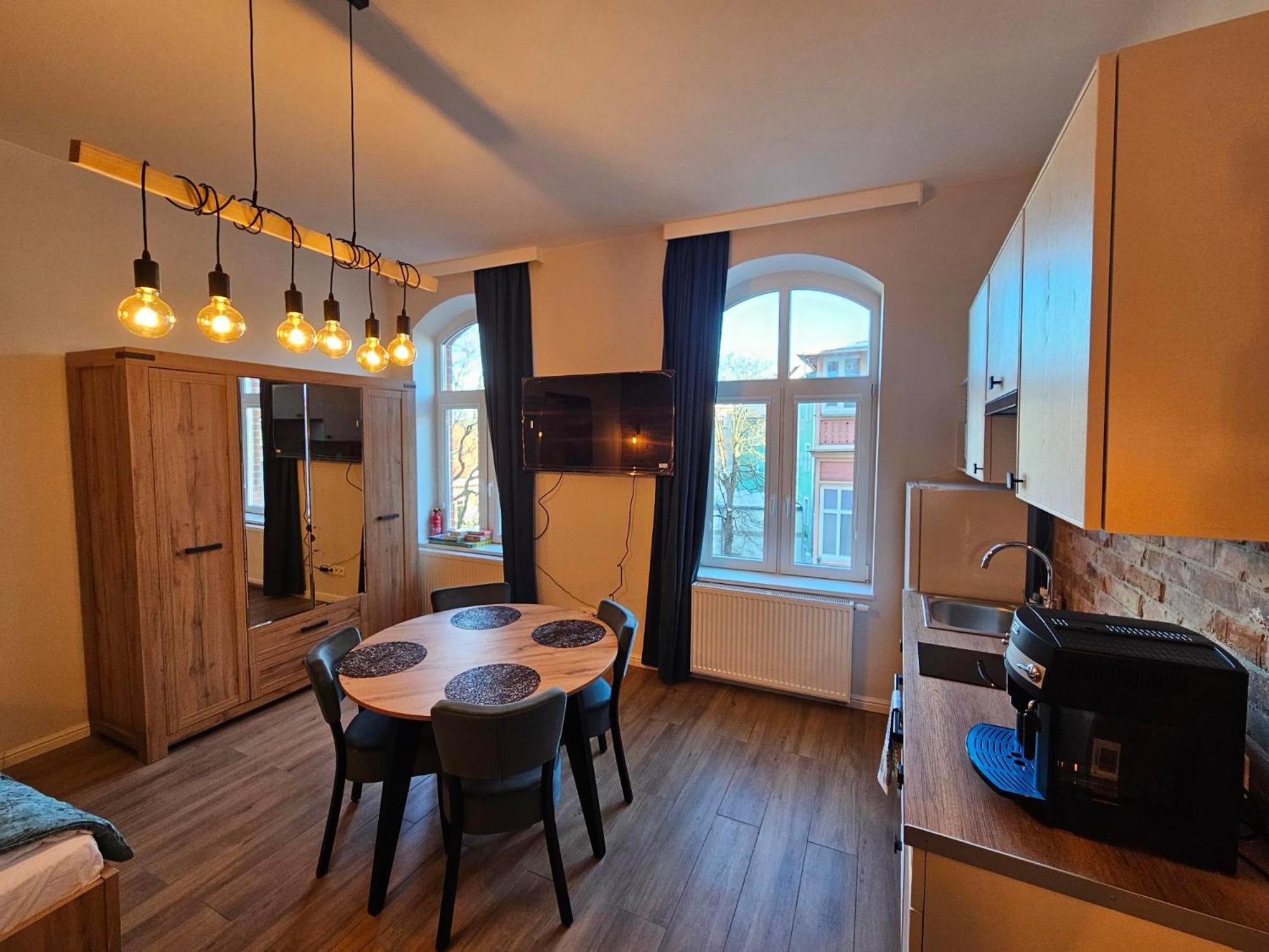 Main Street Apartments ソポト エクステリア 写真